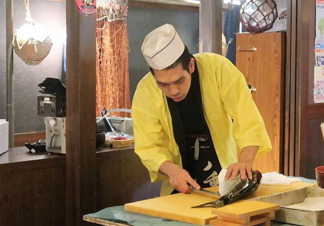Meet a professional chef in Japan for a unique hands-on experience: the art of sushi-making