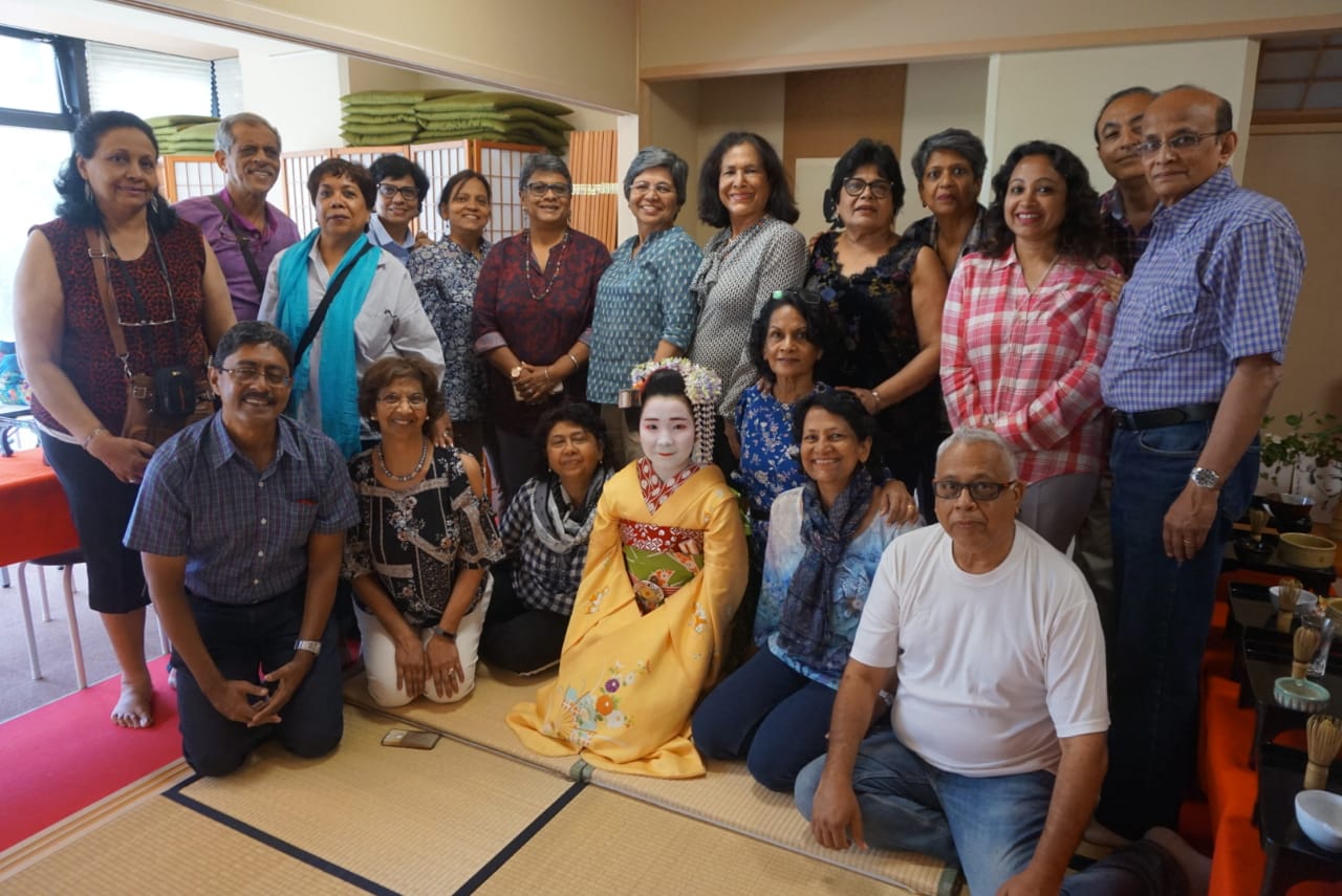 Green Tea Ceremony with Maiko Interaction