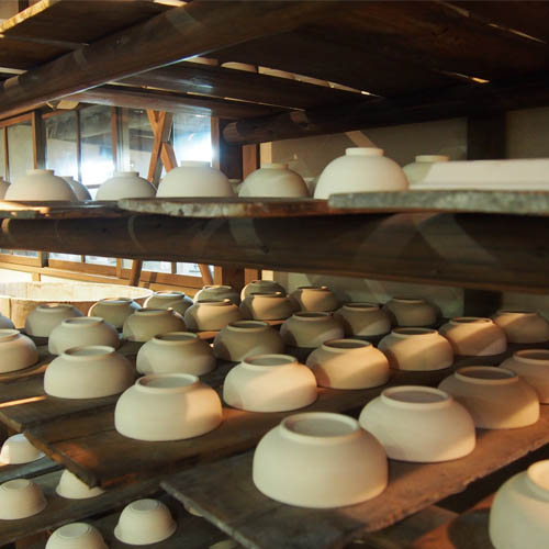 photo of pottery towns in Japan