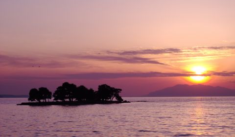photo of Lake Shinji