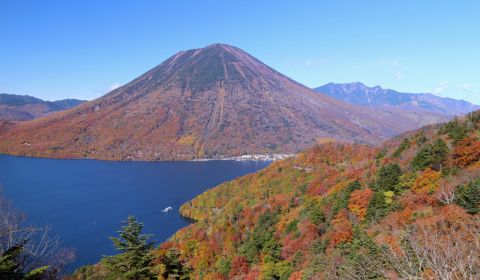 photo of Lake Chuzenji
