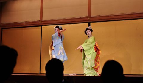 photo of Gion Corner Performance Art Show