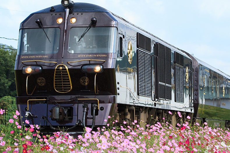 luxury train travel